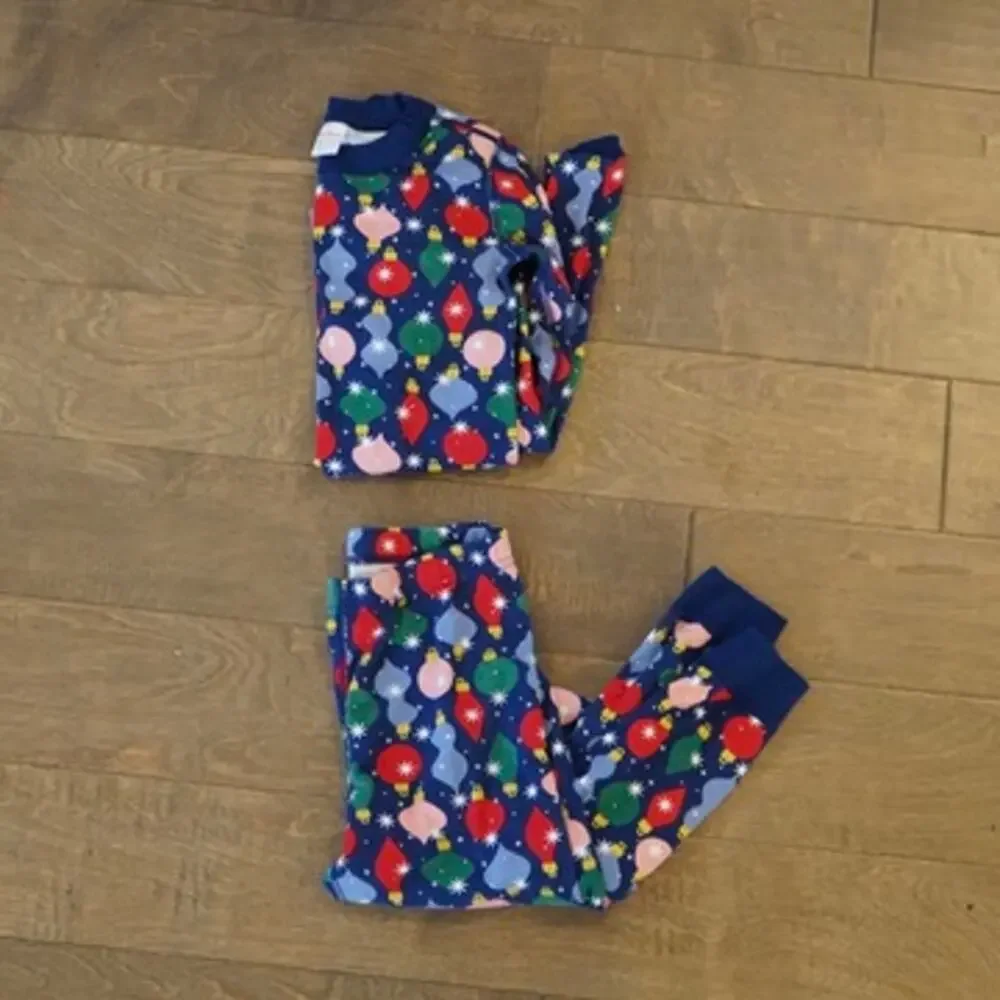 Hanna Andersson Shiny Bright Ornaments Pajamas Size 12